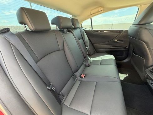 Used 2021 Lexus ES 350 w/ Premium Package FWD image 17