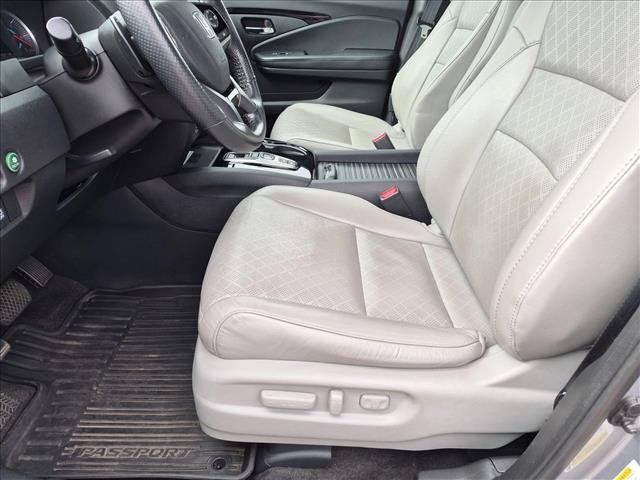 Used 2019 Honda Passport Elite image 16