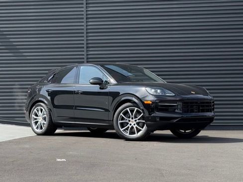 New 2025 Porsche Cayenne Coupe AWD/4WD image 9
