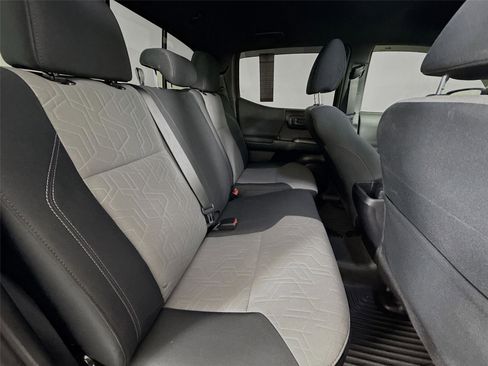 Used 2023 Toyota Tacoma TRD Off-Road w/ Technology Package image 33