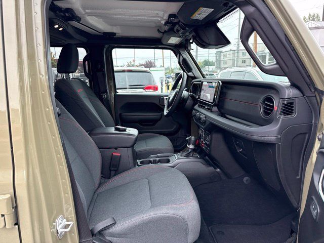 Used 2026 Jeep Wrangler Unlimited Rubicon AWD/4WD image 9