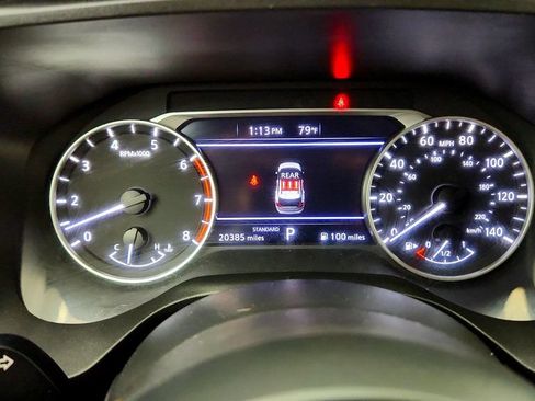 Used 2024 Nissan Rogue SV w/ SV Premium Package FWD image 15