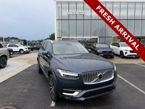 Used 2025 Volvo XC90 B5 Core w/ Protection Package Premier AWD/4WD image 1