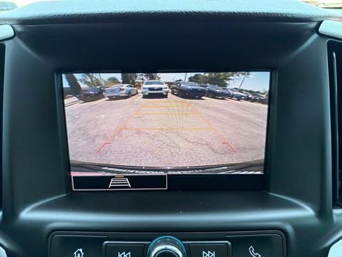 Used 2023 GMC Terrain SLE w/ Driver Convenience Package FWD image 13