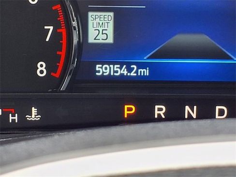 Used 2023 Ford Explorer Limited w/ Limited Technology Package image 22