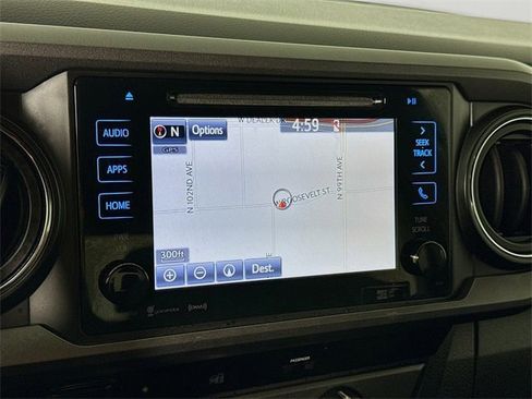 Certified 2017 Toyota Tacoma TRD Off-Road image 13