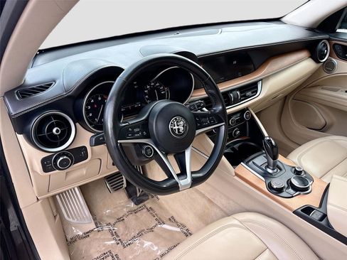 Used 2019 Alfa Romeo Stelvio Ti Lusso w/ Quick Order Package 22X Lusso image 9