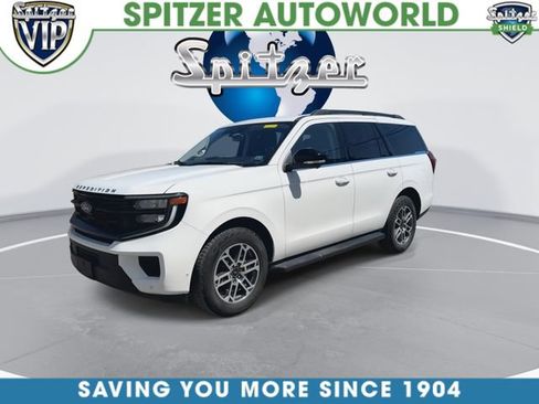 Used 2025 Ford Expedition Active AWD/4WD image 4