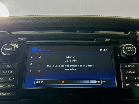 Used 2018 Nissan Titan Platinum Reserve w/ Platinum Utility Package AWD/4WD image 18