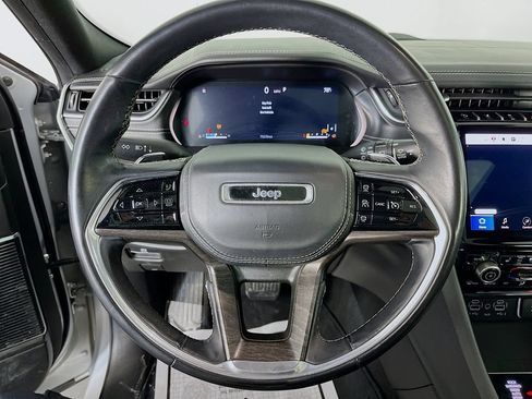 Used 2021 Jeep Grand Cherokee L Overland w/ Luxury Tech Group IV AWD/4WD image 14