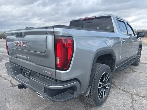 Used 2023 GMC Sierra 1500 AT4 w/ Technology Package image 2