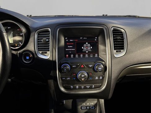 Used 2020 Dodge Durango SXT image 17