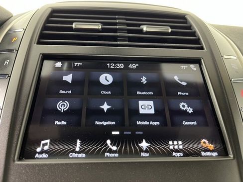 Used 2018 Lincoln MKC Reserve w/ Lincoln MKC Climate Package image 32