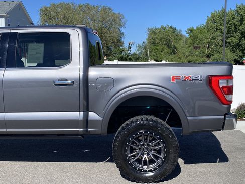 Used 2021 Ford F150 Lariat AWD/4WD image 4