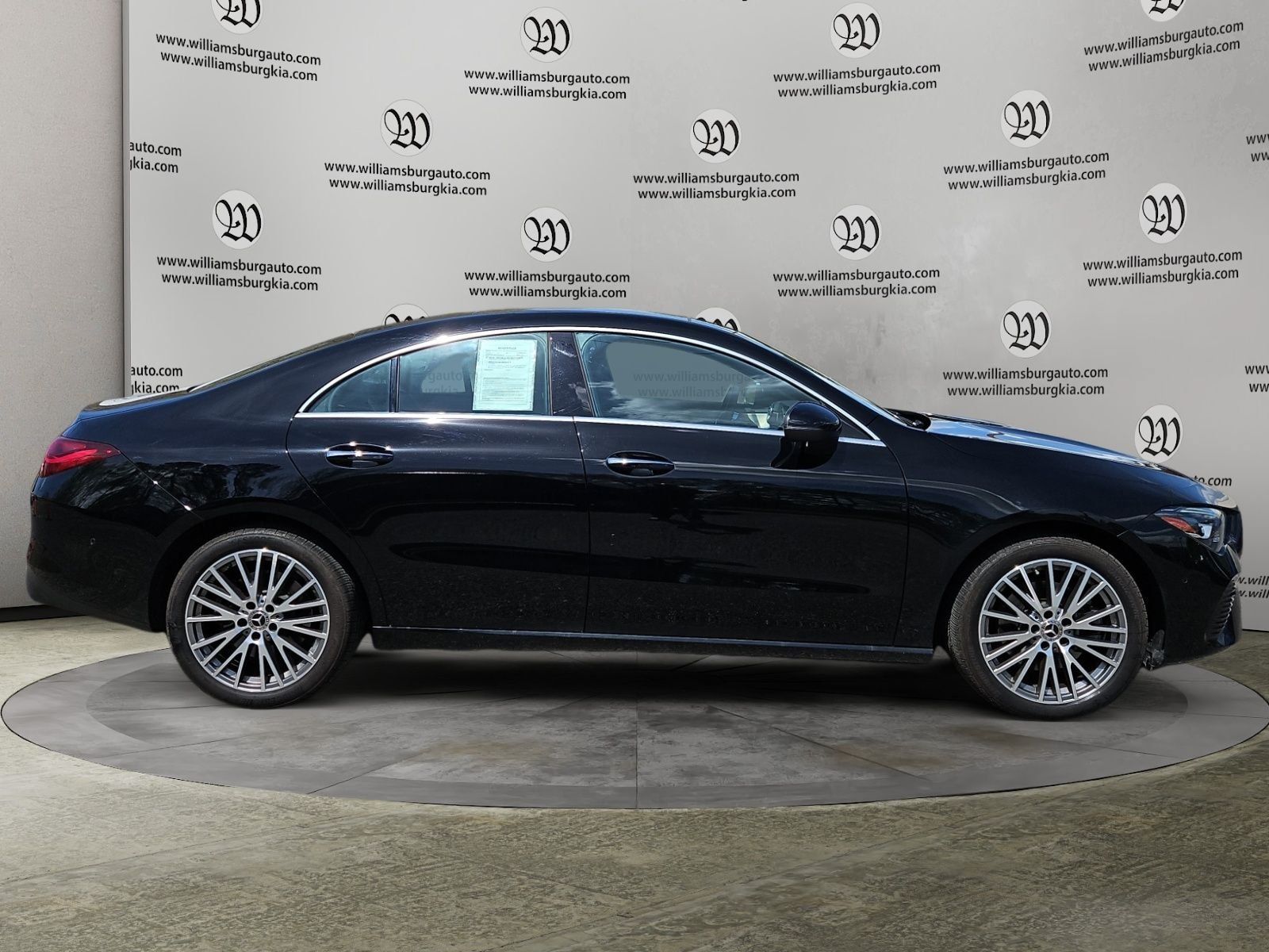 Used 2025 Mercedes-Benz CLA 250 4MATIC image 6