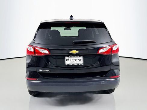 Used 2019 Chevrolet Equinox LS w/ LS Convenience Package image 3