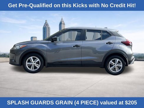 Used 2022 Nissan Kicks S image 20