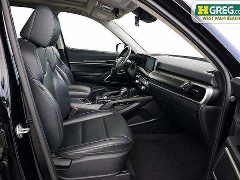 Used 2025 Kia Telluride S FWD image 14