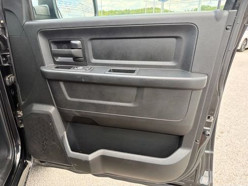 Used 2017 RAM 1500 ST w/ SXT Appearance Group AWD/4WD image 26