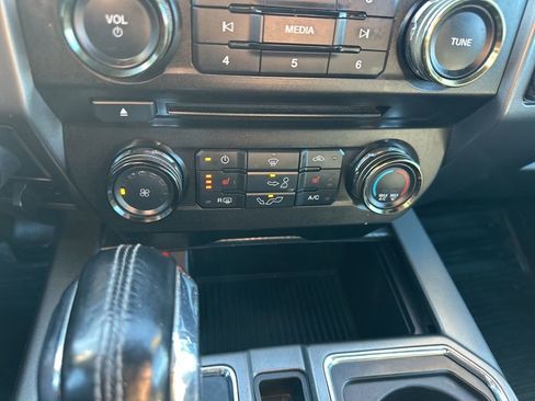 Used 2018 Ford F150 XLT w/ Equipment Group 302A Luxury image 4