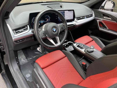 Used 2024 BMW X1 xDrive28i w/ Convenience Package AWD/4WD image 3