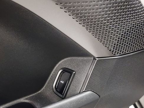 Used 2024 Cadillac Lyriq Sport image 19