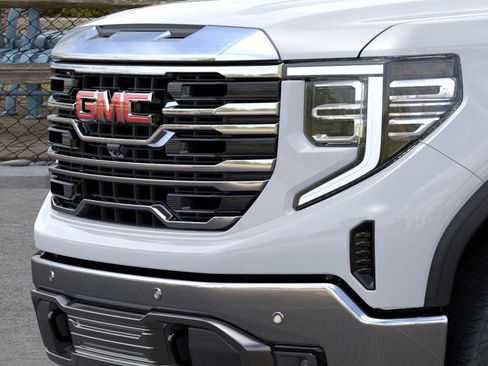 New 2026 GMC Sierra 1500 SLT image 13