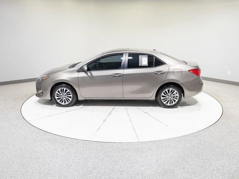 Used 2019 Toyota Corolla XLE w/ Carpet Mat Package (TMS) image 35
