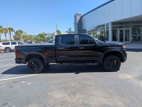 Used 2022 Chevrolet Silverado 1500 Custom Trail Boss w/ Safety Confidence Package AWD/4WD image 2