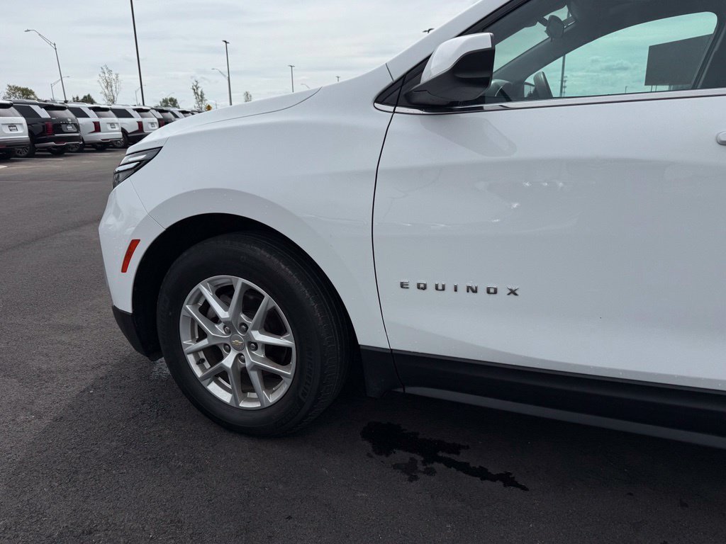 Used 2023 Chevrolet Equinox LT FWD image 31