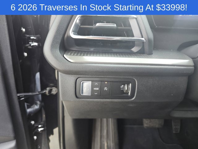 Used 2026 Chevrolet Traverse LT w/ Driver Confidence Package FWD image 30