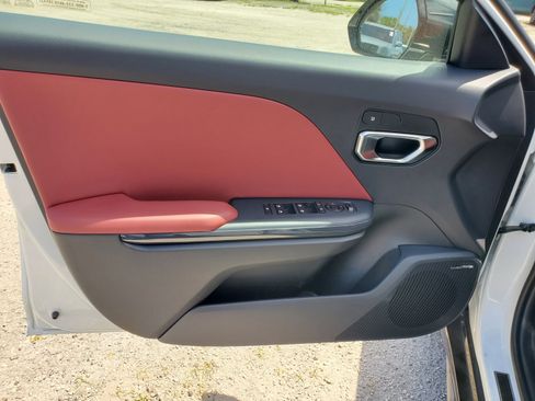 New 2025 Kia K4 GT-Line Turbo FWD image 14