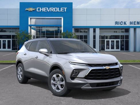 New 2026 Chevrolet Blazer LT w/ Convenience Package AWD/4WD image 9