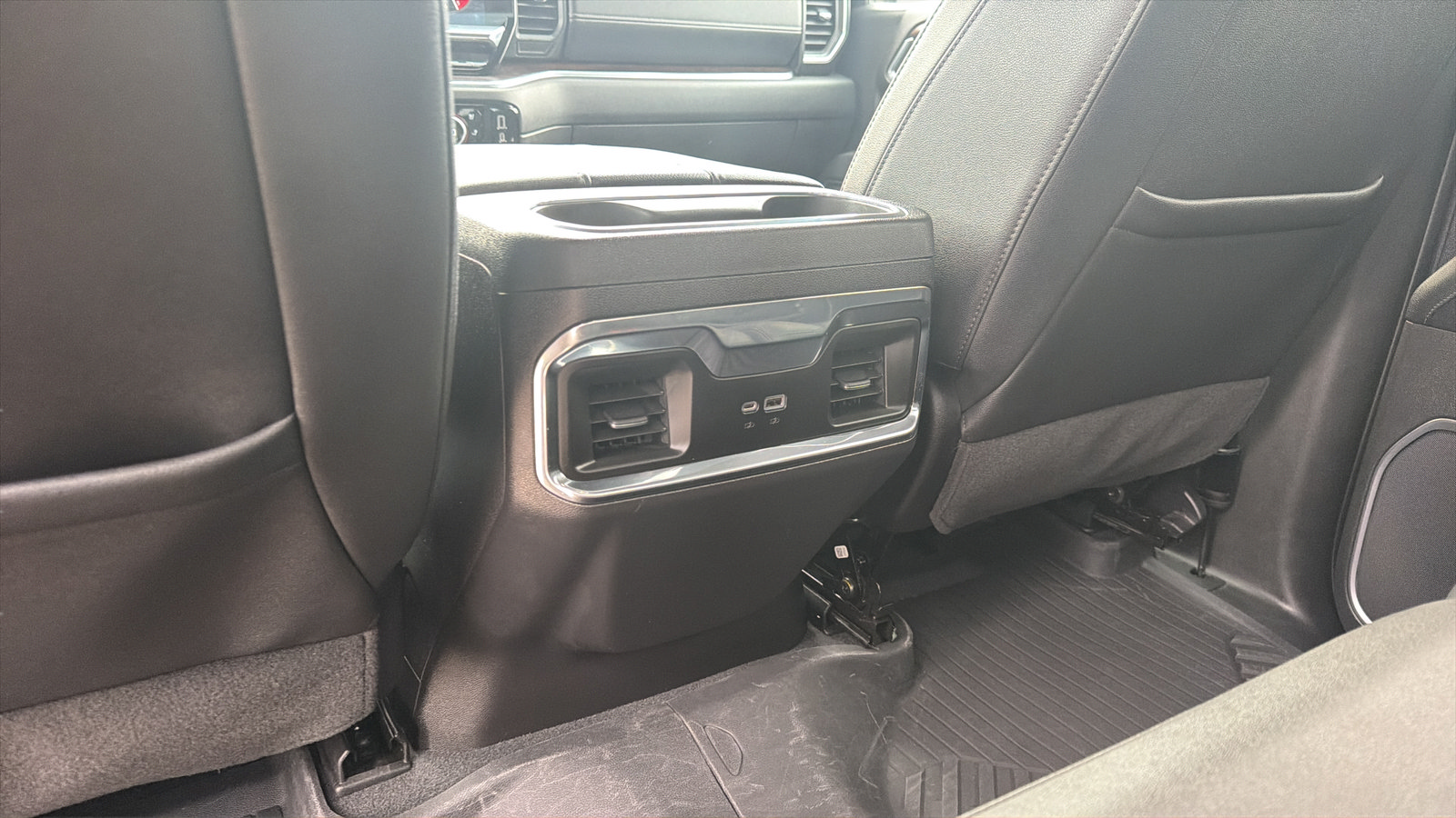 Used 2023 GMC Sierra 1500 SLT w/ SLT Premium Package AWD/4WD image 24