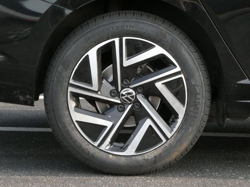 Used 2024 Volkswagen Jetta SEL image 22