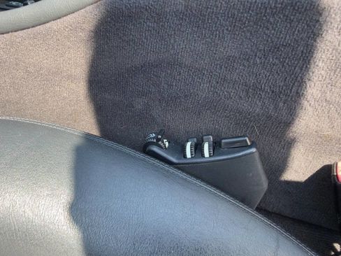 Used 2000 Mercedes-Benz CLK 430 Cabriolet image 52