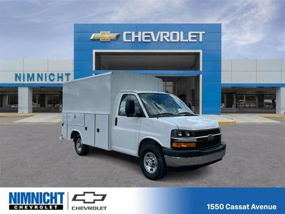 New 2025 Chevrolet Express 3500 w/ Power Convenience Package