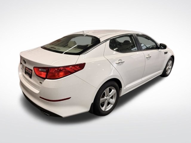 Used 2015 Kia Optima LX FWD image 23