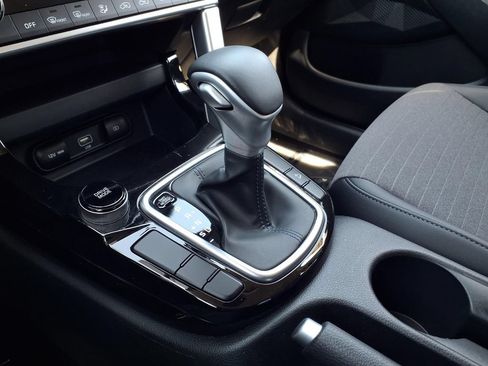 Certified 2023 Kia Seltos S FWD image 19