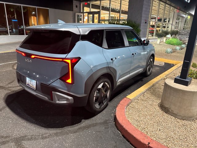Used 2027 Kia Seltos EX FWD image 4