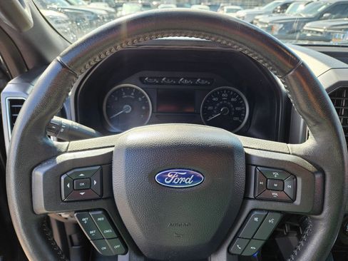 Used 2020 Ford F150 XLT w/ Equipment Group 302A Luxury AWD/4WD image 22