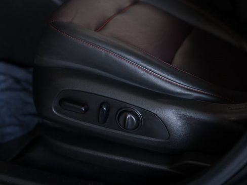 Used 2021 Chevrolet Blazer RS image 22