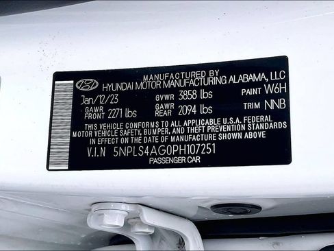 Used 2023 Hyundai Elantra SEL w/ Convenience Package FWD image 24