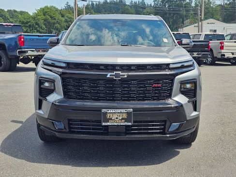 Used 2026 Chevrolet Traverse RS w/ LPO, Floor Liner Package AWD/4WD image 8
