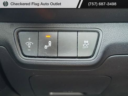 Used 2023 Kia Forte LXS w/ LXS Technology Package image 9