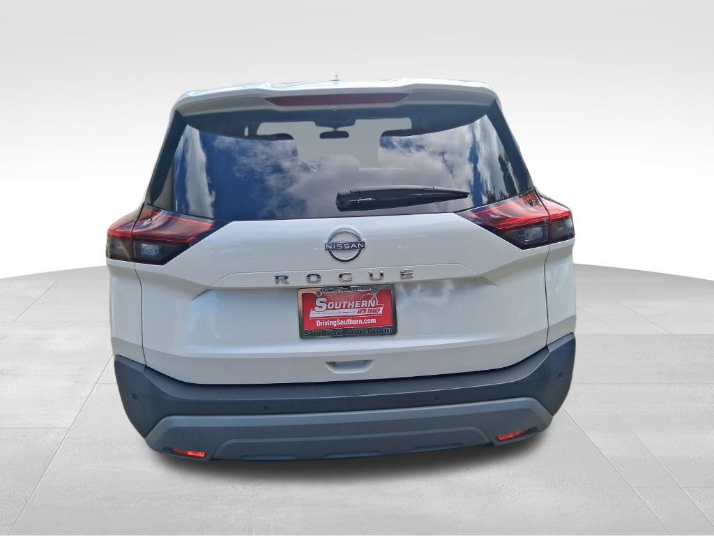 Used 2023 Nissan Rogue SV AWD/4WD image 5
