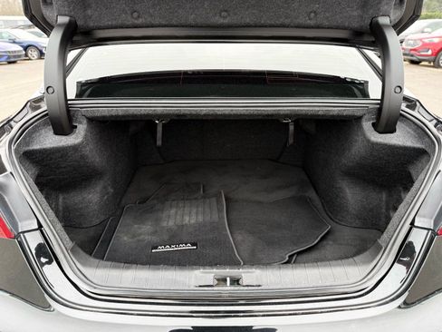 Used 2017 Nissan Maxima SR w/ Midnight Edition image 48