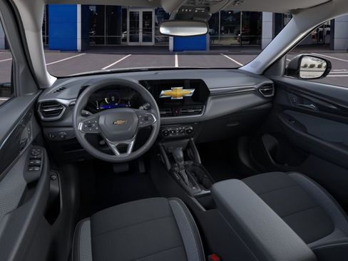 New 2026 Chevrolet TrailBlazer LT w/ Convenience Package FWD image 15