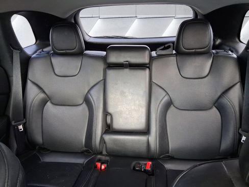 Used 2023 Jeep Cherokee Altitude Lux image 14