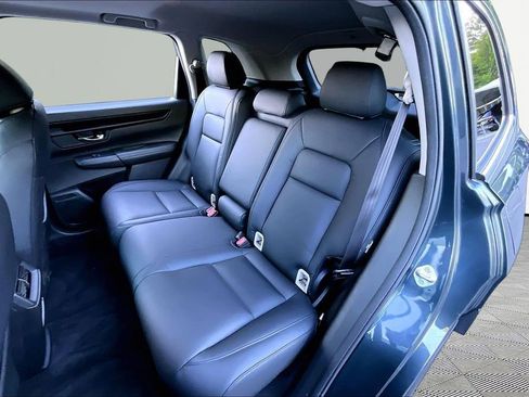 Used 2023 Honda CR-V EX image 18